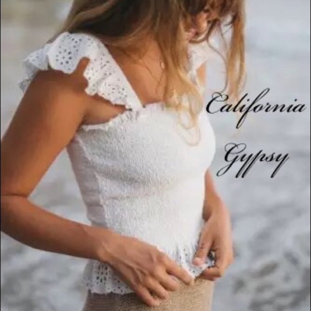 Gypsy summer festival bohemian eyelet topπ - Picture 1 of 8